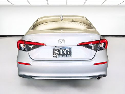 Used 2022 Honda Civic Sport image 5