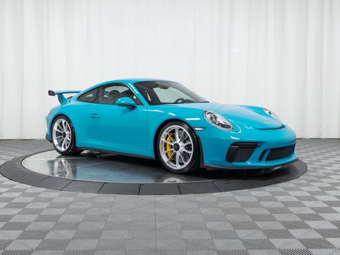 Used 2018 Porsche 911 GT3 RWD image 9