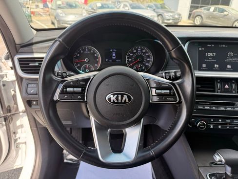 Used 2019 Kia Optima S FWD image 17