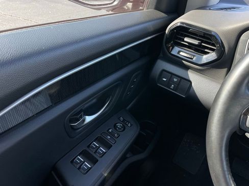 Certified 2025 Honda Pilot Elite image 26