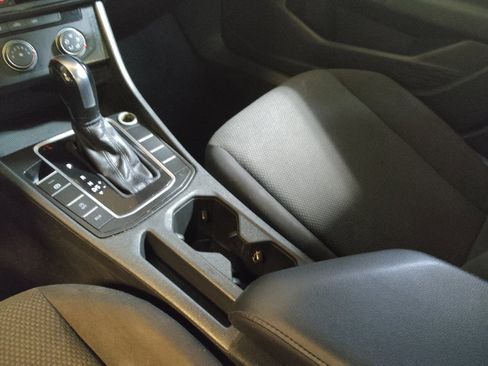 Used 2021 Volkswagen Jetta S FWD image 26