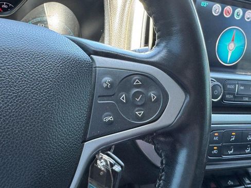 Used 2018 Chevrolet Colorado LT w/ LT Convenience Package RWD image 17
