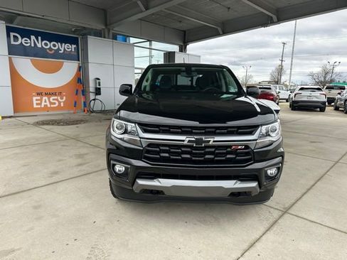 Used 2022 Chevrolet Colorado Z71 image 4