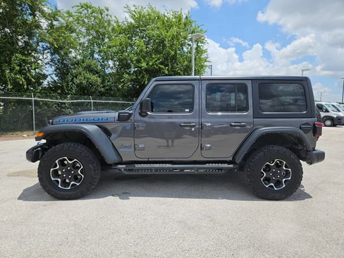 Used 2023 Jeep Wrangler Unlimited Rubicon 4xe w/ Cold Weather Group AWD/4WD image 6