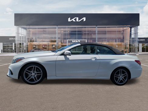 Used 2017 Mercedes-Benz E 400 Cabriolet image 7