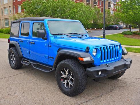 Used 2021 Jeep Wrangler Unlimited Sport AWD/4WD image 3