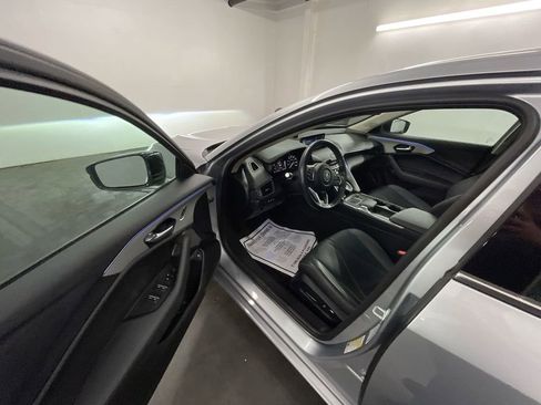 Used 2022 Acura TLX w/ Technology Package image 10