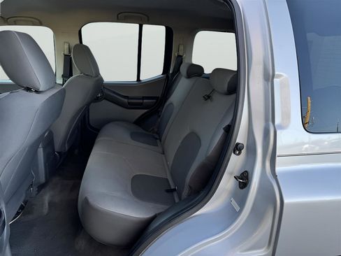 Used 2011 Nissan Xterra S w/ 4X4 Value Package image 16