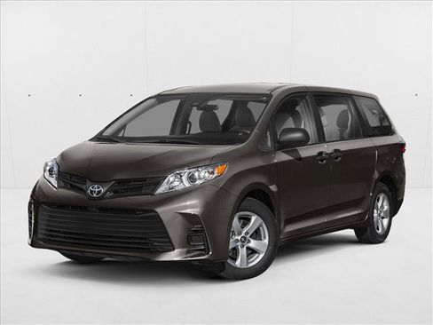 Used 2019 Toyota Sienna LE w/ Carpet Mat Package FWD image 1