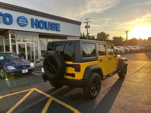 Used 2015 Jeep Wrangler Unlimited Sport w/ Quick Order Package 24S image 10