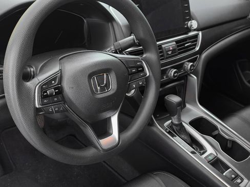 Used 2020 Honda Accord EX image 11