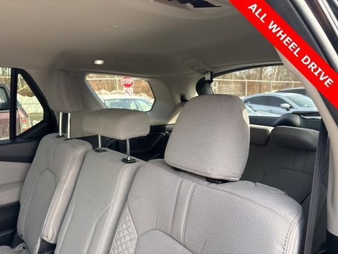 Used 2023 Honda Pilot LX image 24