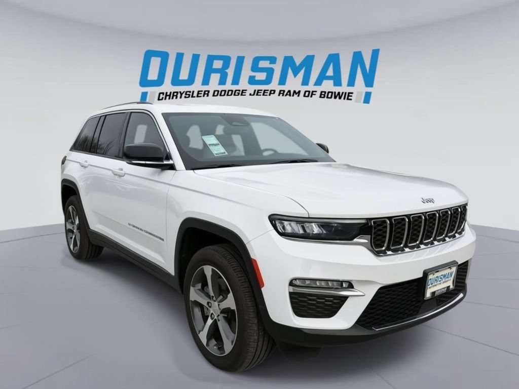 Used 2024 Jeep Grand Cherokee Limited 4xe AWD/4WD image 1