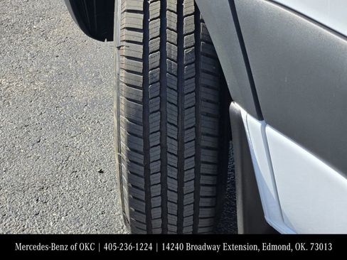 Used 2025 Mercedes-Benz Sprinter 2500 image 12