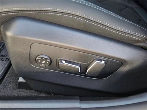 New 2026 BMW 540i xDrive w/ Executive Package image 4