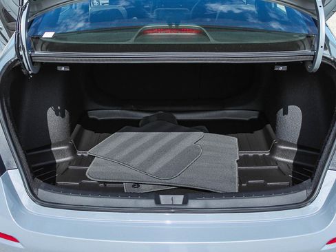 Certified 2025 Honda Civic Sport image 27