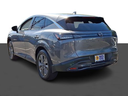 Used 2025 Nissan Murano SL w/ Cargo Package AWD/4WD image 4