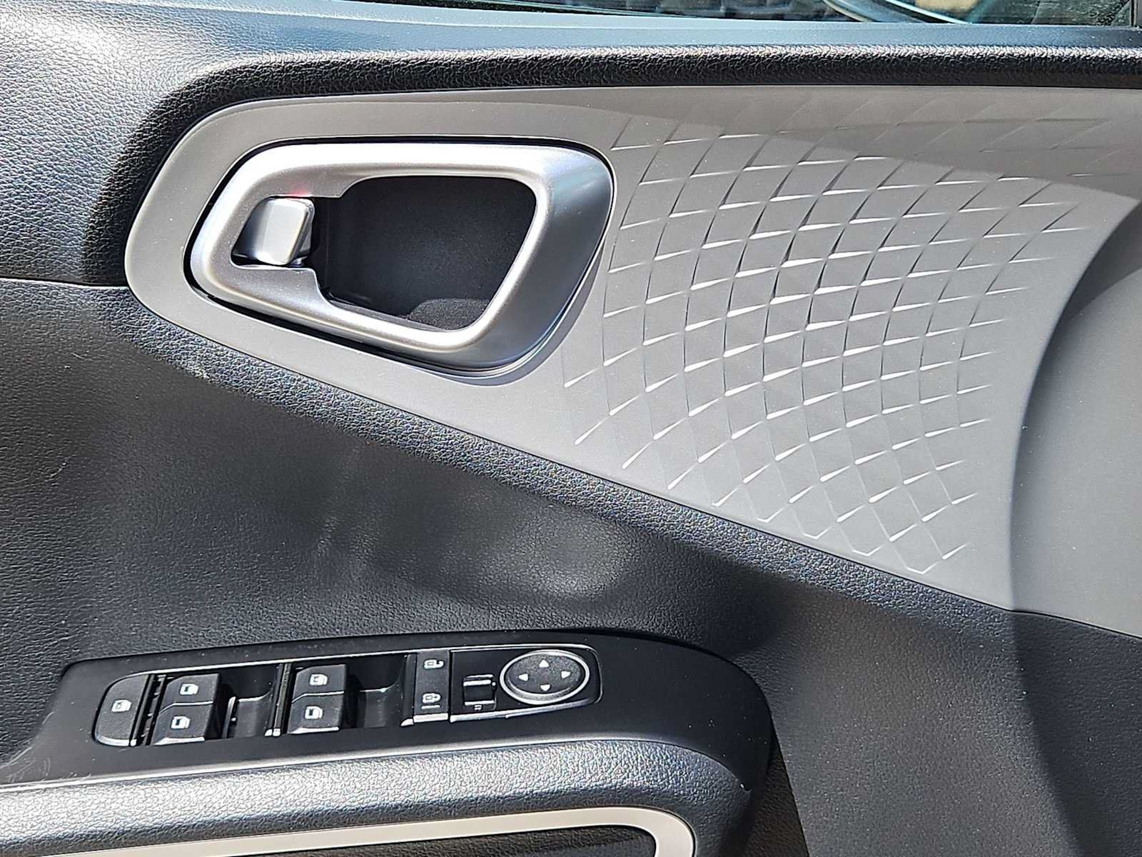 Used 2020 Kia Soul LX FWD image 29