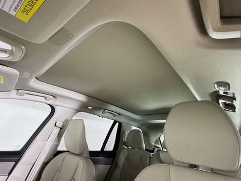 New 2026 Volvo XC90 T8 Ultra w/ Protection Package Premier AWD/4WD image 23