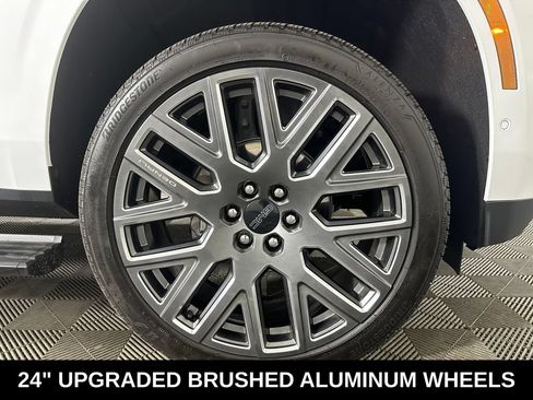 Used 2025 GMC Yukon Denali Ultimate AWD/4WD image 38