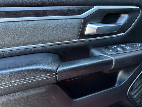 Used 2022 RAM 1500 Big Horn AWD/4WD image 11