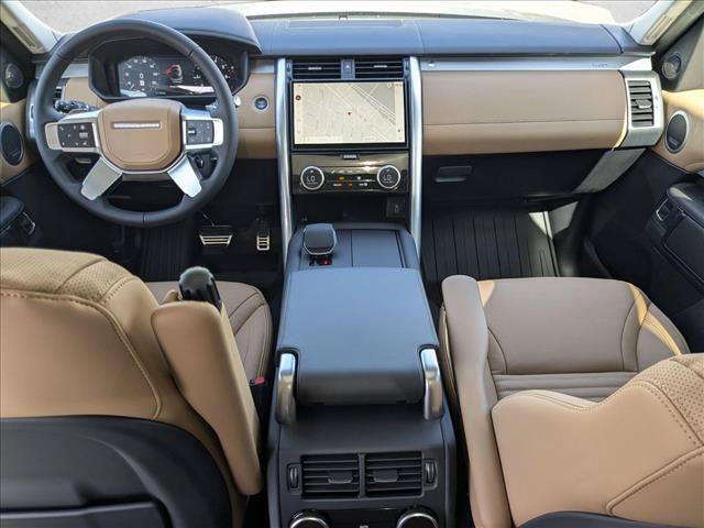 New 2026 Land Rover Discovery Limited Edition AWD/4WD image 15