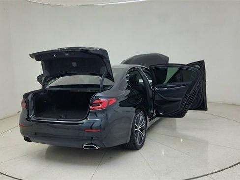 Used 2023 BMW 530e xDrive w/ Premium Package image 77