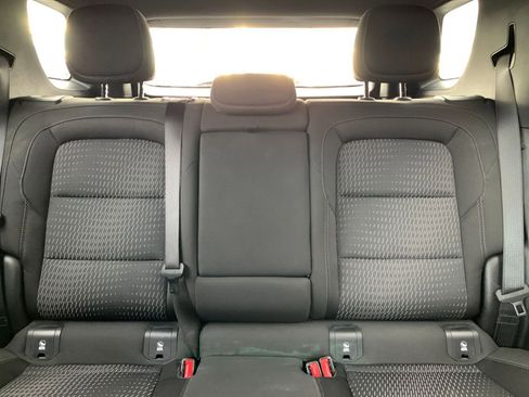 Used 2025 Chevrolet Equinox LT image 37