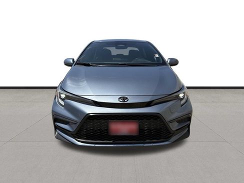 Used 2023 Toyota Corolla SE FWD image 2