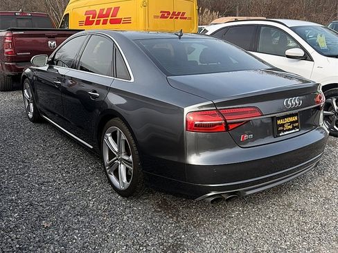 Used 2016 Audi S8 image 5