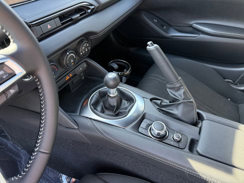 New 2026 MAZDA MX-5 Miata Club RWD image 13