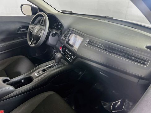 Used 2022 Honda HR-V EX image 28