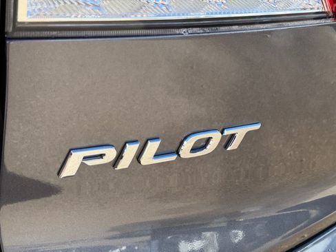 Used 2022 Honda Pilot Special Edition image 8