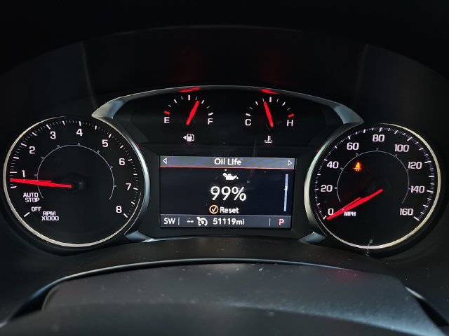 Used 2024 GMC Terrain SLT AWD/4WD image 11