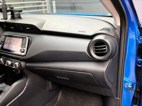 Certified 2024 Nissan Kicks S image 17