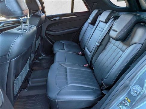 Used 2019 Mercedes-Benz GLE 400 4MATIC w/ Premium 2 Package image 17