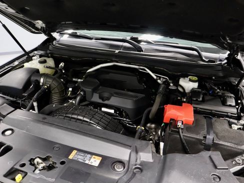 Certified 2019 Ford Ranger Lariat w/ Equipment Group 501A Mid image 17