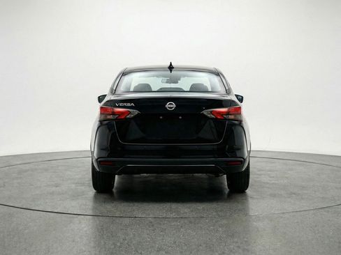 Used 2025 Nissan Versa SV image 7
