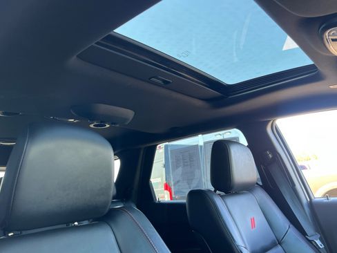 Used 2024 Dodge Durango GT image 17