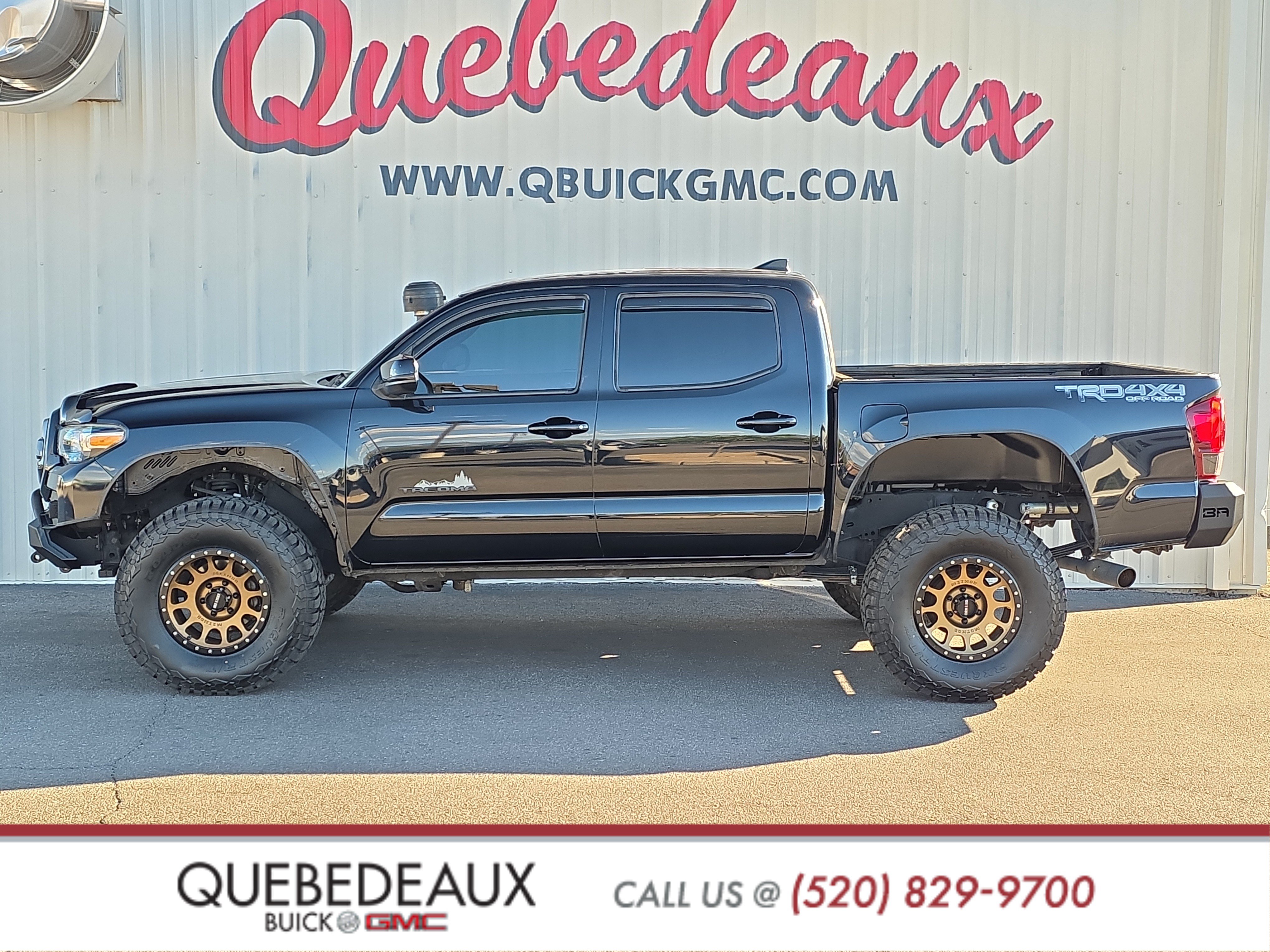 Used 2019 Toyota Tacoma TRD Off-Road AWD/4WD image 4
