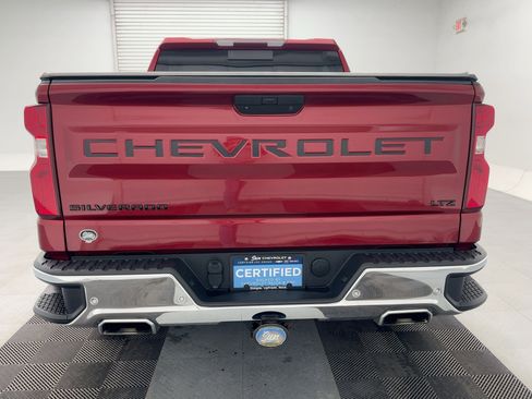 Certified 2022 Chevrolet Silverado 1500 LTZ image 10