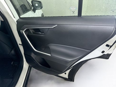 Used 2023 Toyota RAV4 LE image 29