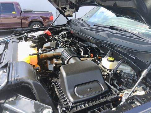 Certified 2022 Ford F150 Lariat w/ Max Trailer Tow Package image 15