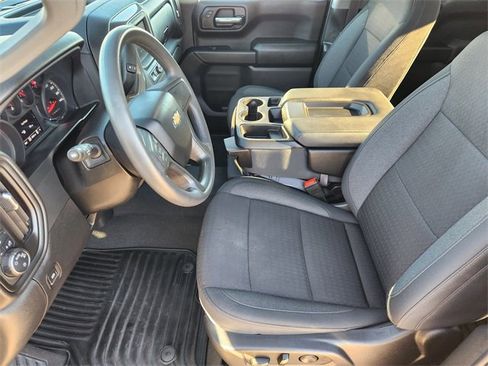 Used 2025 Chevrolet Silverado 1500 Custom image 13