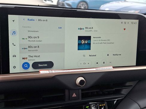 Certified 2025 Toyota Crown Platinum image 20