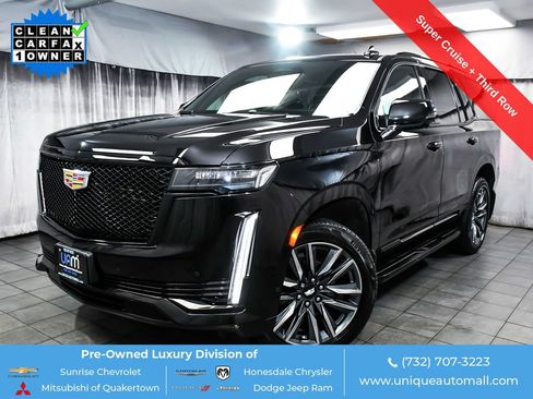 Used 2022 Cadillac Escalade Sport AWD/4WD image 1