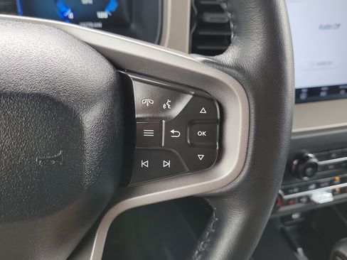 Certified 2025 Ford Bronco Outer Banks AWD/4WD image 23