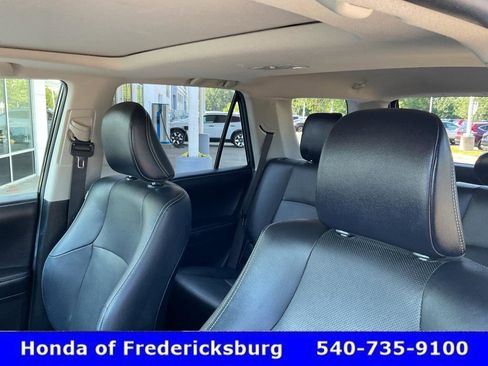 Used 2018 Toyota 4Runner Limited AWD/4WD image 31