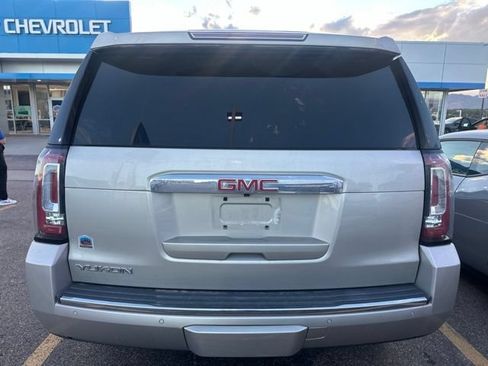Used 2017 GMC Yukon Denali w/ Open Road Package AWD/4WD image 5