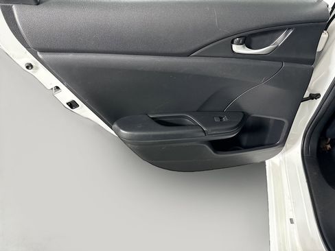 Used 2019 Honda Civic Sport image 26